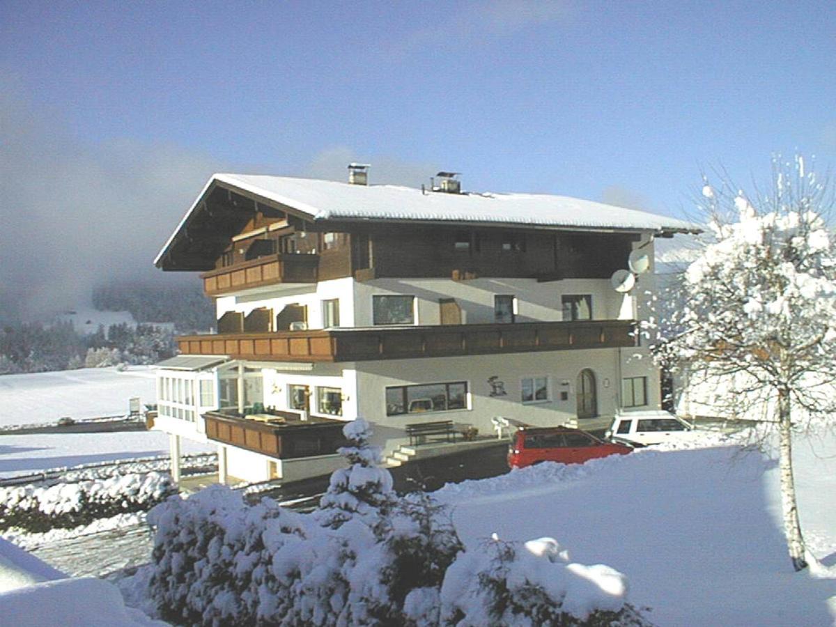 Hotel Haus Hubertus Mieders Exterior foto